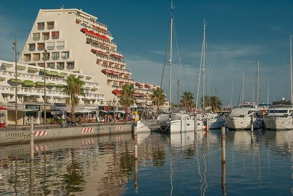 Les 10 meilleures aires de camping-car dans l'Hérault pour un séjour inoubliable